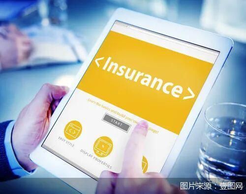 保障到位才能挥桨！龙舟竞渡如何拴牢水上“保险”绳？